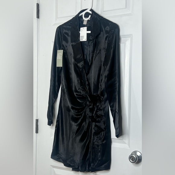 H&M Black Satin Wrap Dress - Picture 3 of 10